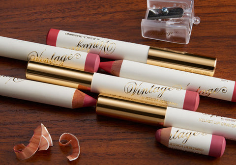 VELVET LIP CRAYON